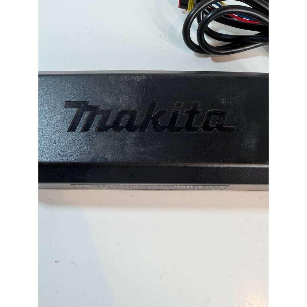 Makita DC4001 40V Max XGT Battery Charger